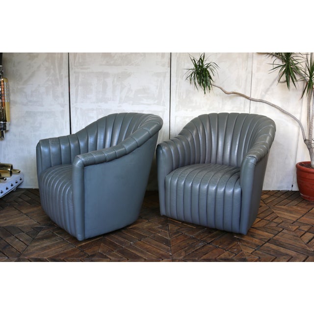 1980s Vintage Pair of Gray Leather Channel-Tufted Club Chairs by Martin/Brattrud, 1987 For Sale - Image 5 of 14