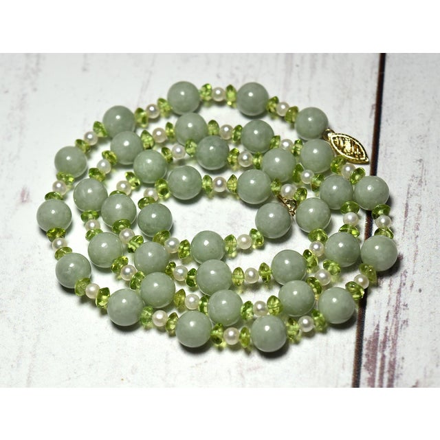 Natural Green Jadeite Beaded Necklace With Pearls and Peridot 14k Gold For Sale - Image 4 of 13