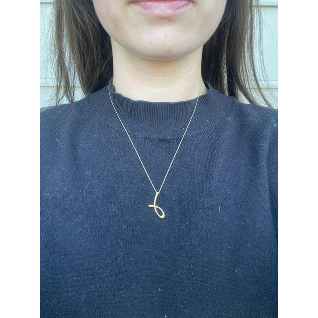 Metal Tiffany & Co Paloma Picasso J Initial Necklace, 18k Yellow Gold, Length 19 In For Sale - Image 7 of 7