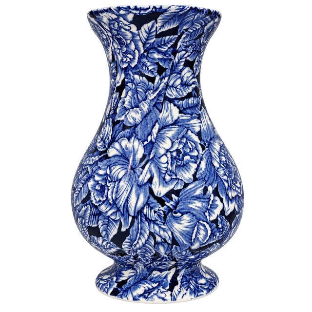 Late 20th Century Coastal Blakeney Staffordshire Blue & White Ironstone Pitcher & Basin Set For Sale - Image 9 of 9