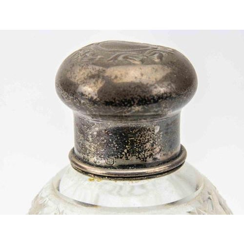 Vintage Art Nouveau Liberty Perfume Bottle in Glass and Silver Cap, 1910s For Sale - Image 6 of 7