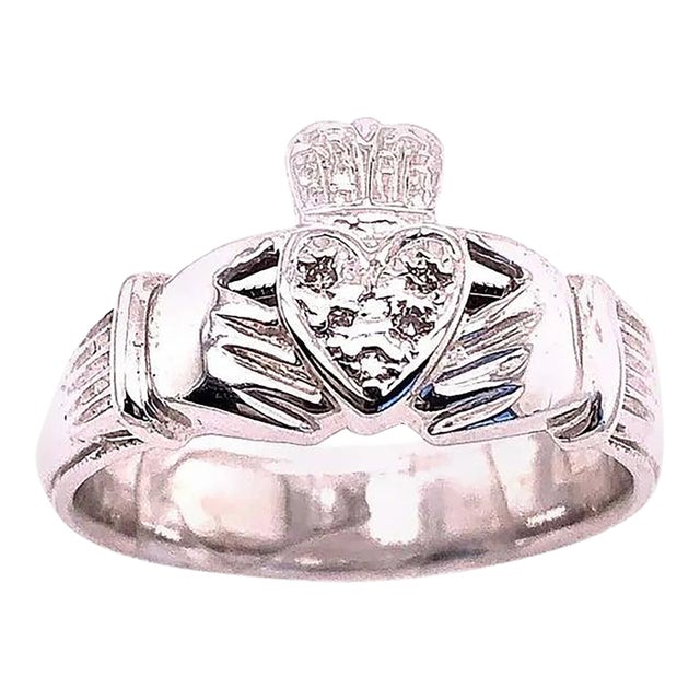 14 Karat White Gold Claddagh Diamond Ring, Size 13 For Sale