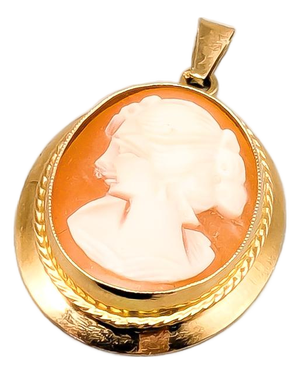 Pendant in Gold with Cameo