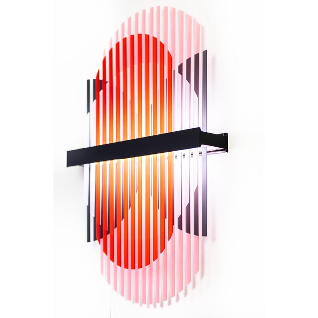 The new lamina light sculptures reveal a unique experience through distributing light between layered structures. The...