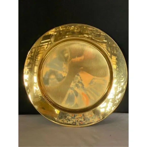 Mid 20th Century Vintage Mid-Century Solid Brass Plates- Set of 4 For Sale - Image 5 of 5