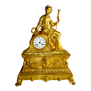 Early 19th Century French Charles X Gilded Bronze Mantel Clock