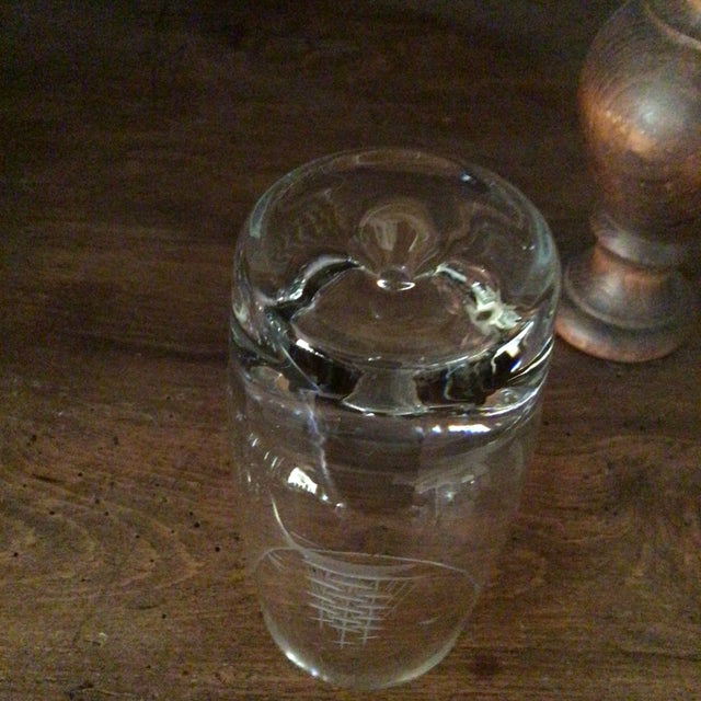 Vintage Tall Ship Ice Bucket With Tongs, Etched Tall Ship Glass Pitcher, and 7 Etched Tall Ship Weighted Bubble Bottom Glasses - Set of 10 For Sale - Image 12 of 13