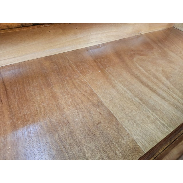 Vintage Art Deco Dresser in Walnut, 1940s For Sale - Image 17 of 18