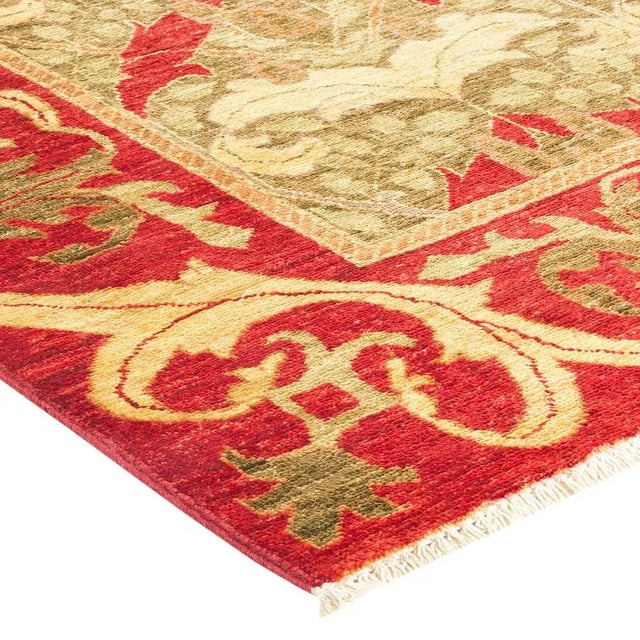 With simple, bold, yet informal designs and a broad palette of colors that ranges from earthy hues to brilliant gems, the...