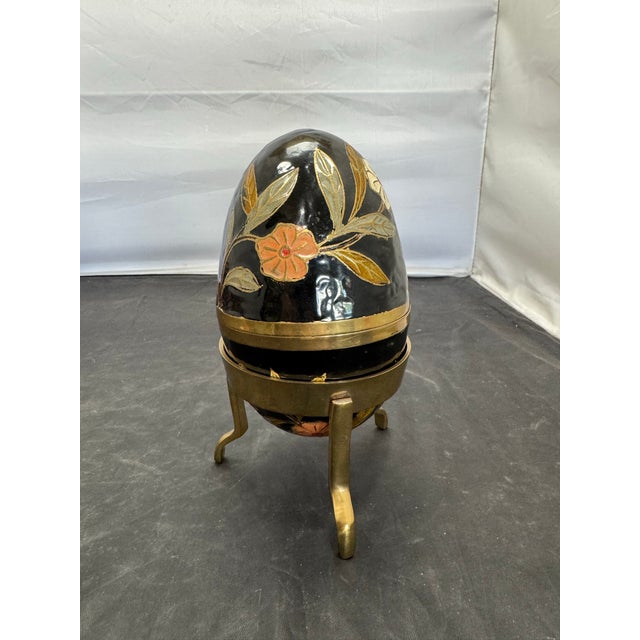 Vintage Black Gold Orange Cloisonné Brass Enamel Floral Egg Trinket Box 6 In For Sale - Image 4 of 11
