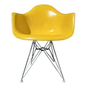 1970s Mid-Century Modern Eames Dar Fiberglass Armchair