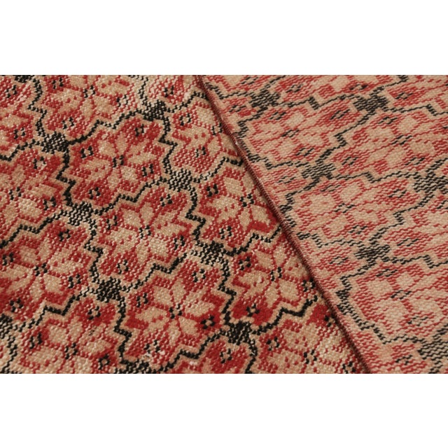 Red Vintage Distressed Rug, Red and Beige Geometric Pattern – Rug & Kilim For Sale - Image 8 of 8