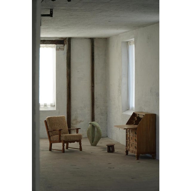 Brown Danish Modern Lounge Chair in Oak and Lambswool by Henning Kjærnulf, 1960s For Sale - Image 8 of 15