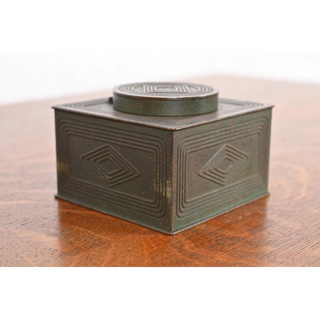Early 20th Century Tiffany Studios New York Graduate Bronze Inkwell For Sale - Image 5 of 12
