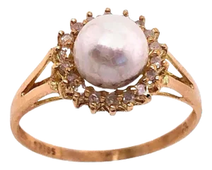 14 Karat Yellow Gold Fashion Pearl Ring With Diamonds
