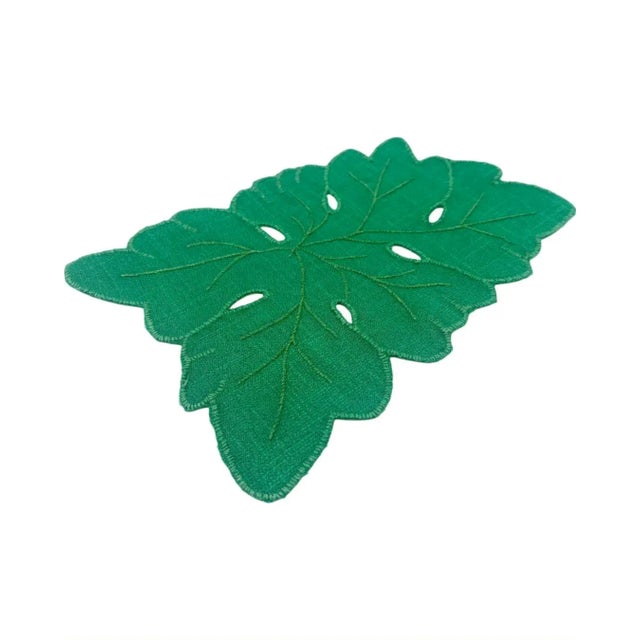 Set 4 Green Leaf Christmas Holiday Cocktail Napkins Linen For Sale - Image 9 of 12