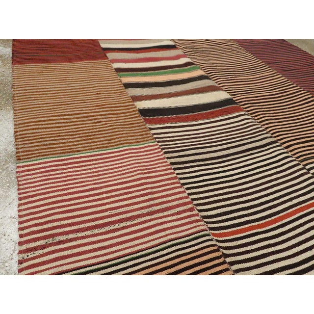 Mid-Century Modern Mid-20th Century Turkish Flatweave Kilim Gallery Carpet For Sale - Image 3 of 8