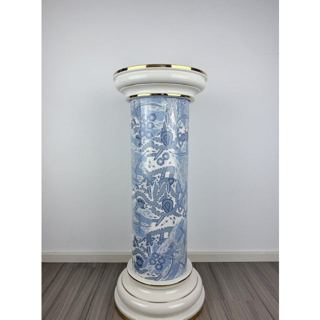 Vintage Blue and White Porcelain Column Stand with Gold Trim, 1960s For Sale - Image 3 of 10