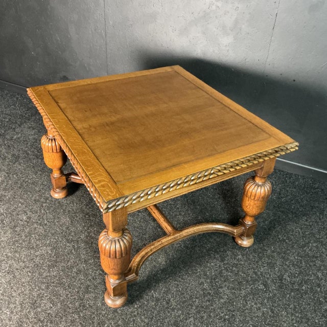 Wood Antique Oak Extending Draw Leaf Table, 1925 For Sale - Image 7 of 8