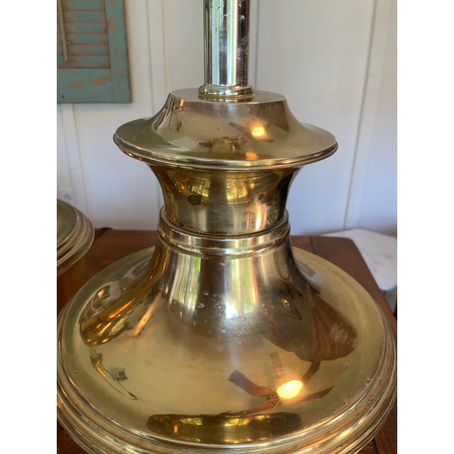 Metal Vintage Brass Ginger Jar Lamps With Brass Finials - A Pair. For Palm Beach Regency, Nautical & GrandMillennial Decor. See Pics! For Sale - Image 7 of 12