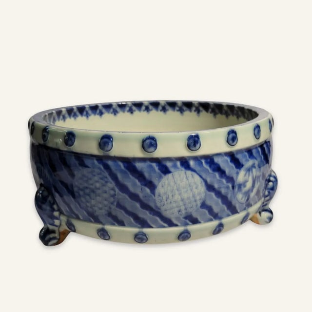 Japanese 19th Century Drilled Japanese Jardiniere For Sale - Image 3 of 9