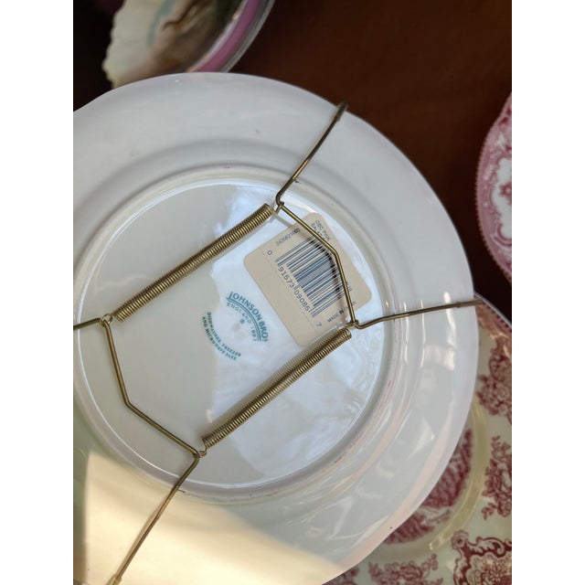 Chattsworth 1792 Pink and White Plates With Hanging Brass Hardware- Set of 4 For Sale In Atlanta - Image 6 of 7