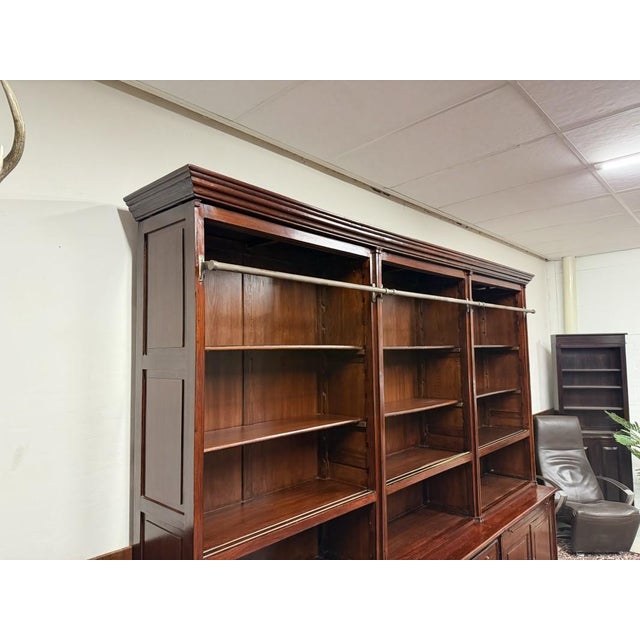 English Library Bookcase in Oak and Mahogany For Sale - Image 6 of 18