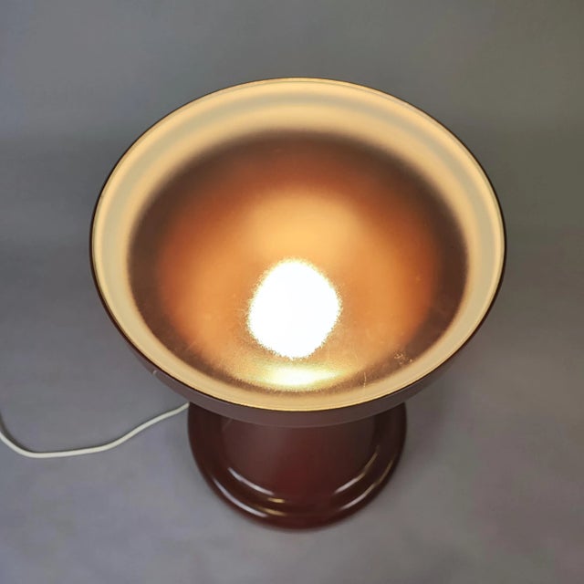 Glass Space Age Illuminated Tulip Coffee Table, 1970s For Sale - Image 7 of 11