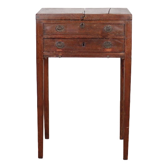 English Lamp Table, 19th Century For Sale