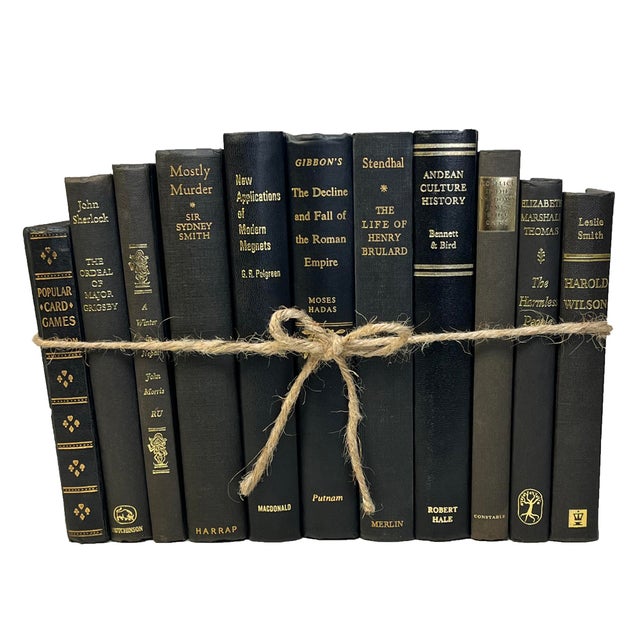 Take your design to a new level with the Vintage Onyx & Gold ColorPak from Booth & Williams. One linear foot of authentic...