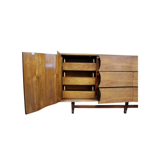 Mid-Century Sculptural Lowboy Dresser by Specialty Woodcraft Inc., Attributed For Sale - Image 10 of 13