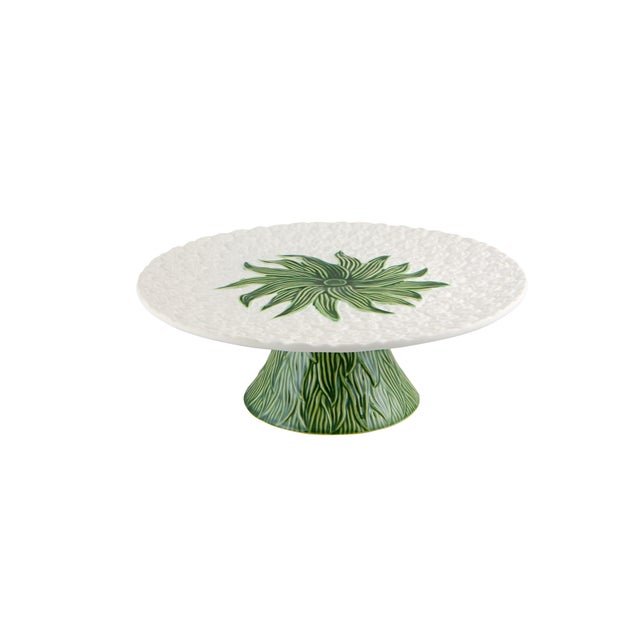 Traditional Bordallo Pinheiro Pineapple Cake Stand 13", White For Sale - Image 3 of 3
