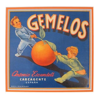 1920's Original Vintage Spanish Fruit Crate Label - Gemelos - Antonio Escndell Carcagente - Espana For Sale