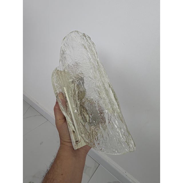 Mid-Century Modern Large Murano Glass Wall Lamps in the style of Venini, 1950s, Set of 3 For Sale - Image 3 of 18