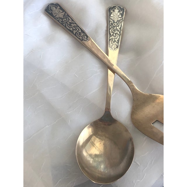 Hollywood Regency Vintage Siam Engraved Sterling Silver and Brass Serving Utensils Thailand For Sale - Image 3 of 9