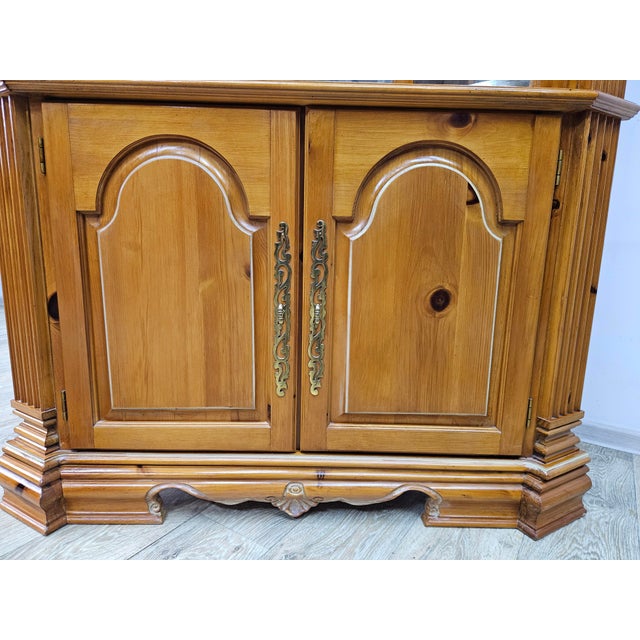 Corner Display Bookcase, USA, 1980s For Sale - Image 14 of 16
