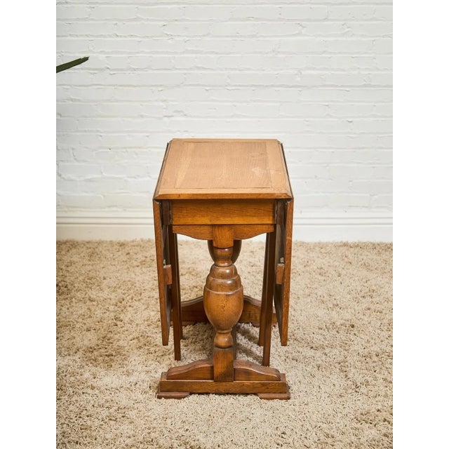 Antique English Victorian Style Drop Leaf Gate Leg Console or Dining Table 19th Century For Sale - Image 9 of 10
