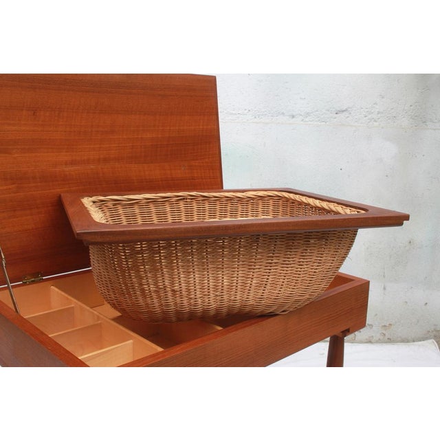 Vintage Teak Storage Basket, 1965 For Sale - Image 4 of 10