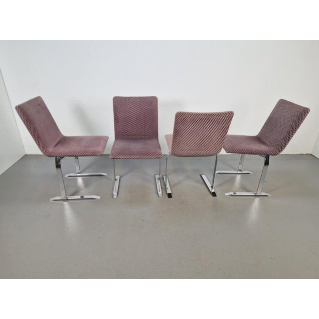 Set of 4 vintage Giovanni Offredi Onda chairs Saporiti '70 Product name: Set of 4 Giovanni Offredii Onda Saporiti chairs...