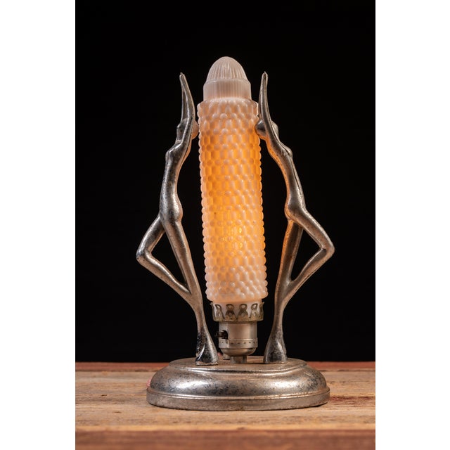 Early 20th Century Art Deco Three Figure Silvered Metal Table Lamp For Sale - Image 4 of 8