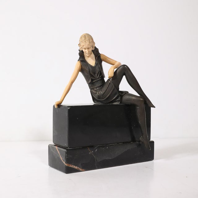 Metal Art Deco Flapper Girl Sculpture in Bronze & Resin on Rectilinear Marble Base For Sale - Image 7 of 13