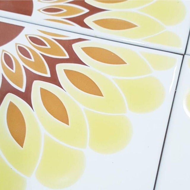 Mid-Century Modern Iris Starburst Tiles, Italy, 1970s, Set of 16 For Sale - Image 3 of 8