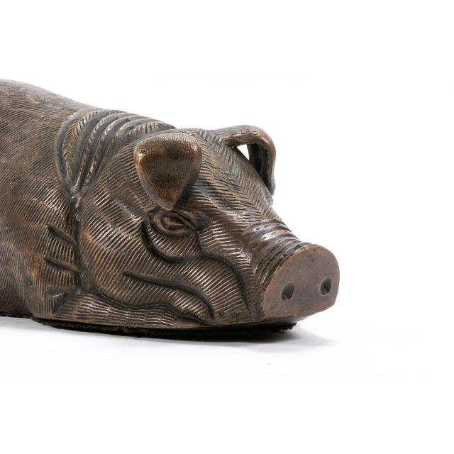 Farmhouse Heavy Cast Bronze Reclining Pig Sculpture With Dept. 56 Label For Sale - Image 3 of 8
