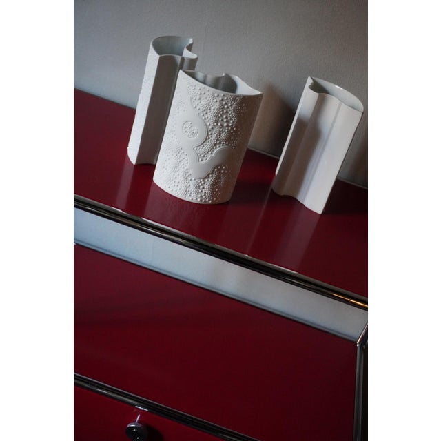 Ceramic Vintage German Vases in Biscuit Porcelain from AK Kaiser, 1960s, Set of 3 For Sale - Image 7 of 8