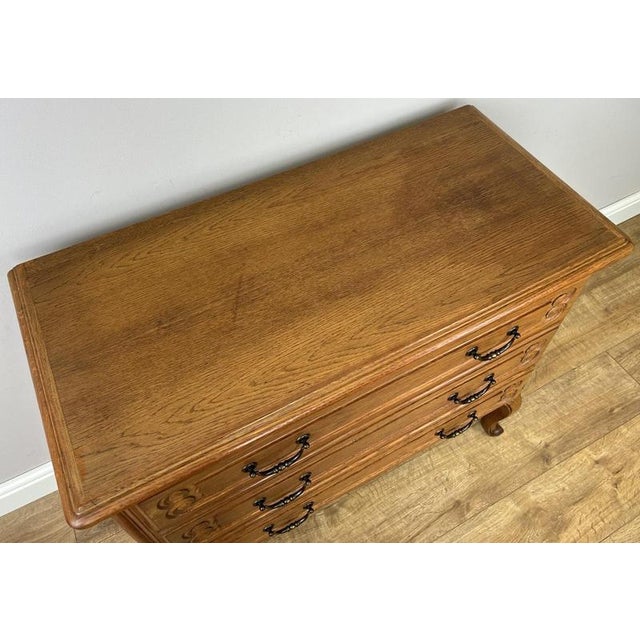 Vintage French Louis Style Oak Chest of 3 Drawers For Sale - Image 12 of 15