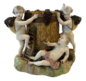 Putti Vendangeurs Group in Polychrome Porcelain, 20th Century