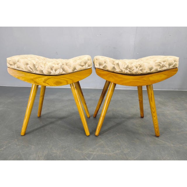 Mid-Century Modern Maple Ottomans, Czechoslovakia, 1960s, Set of 2 For Sale - Image 6 of 13