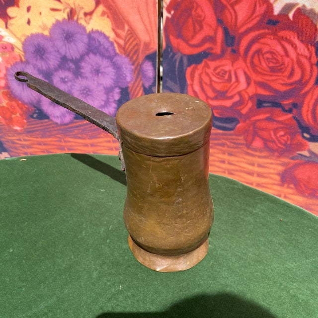 This is a beautiful brass tea serving dish. Perfect for the interior designer or the enthusiast!