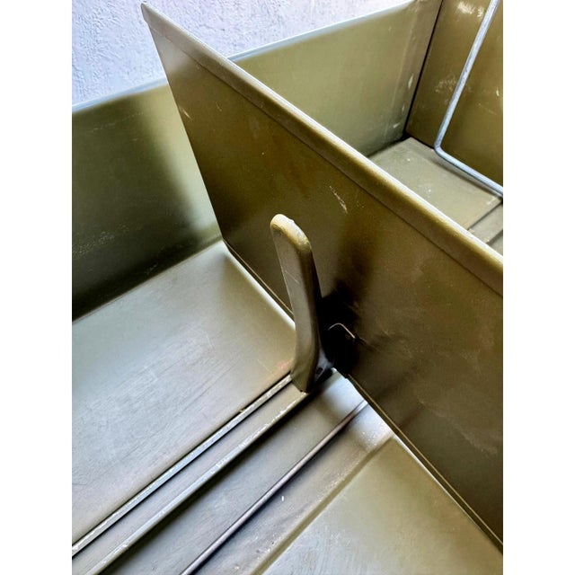 Early 20th Century Early 20th Century Yawman & Erbe Industrial 5 Drawer Steel Filing Cabinet in Olive Green For Sale - Image 5 of 15