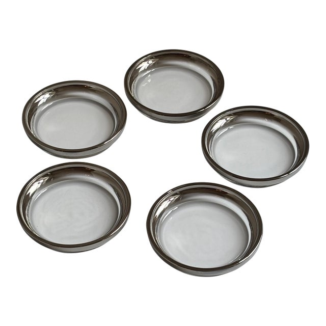Vintage Dorothy Thorpe-Style Clear Glass Coasters With Silver-Toned Metal Rims – Set of Five For Sale
